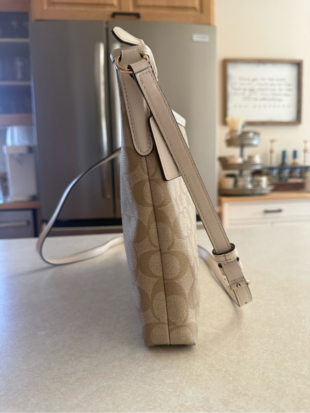 Coach Signature Canvas Crossbody Bag in Khaki/Chalk with Matching Wallet EUC - Picture 4 of 15